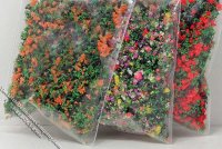 Miniature Mixed Colours/Green Loose Blossoms for Dollhouses (image for) Miniature Mixed Colours/Green Loose Blossoms for Dollhouses
