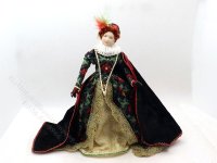Miniature Handcrafted Vintage Medieval Green Noblewoman (image for) Miniature Handcrafted Vintage Medieval Green Noblewoman