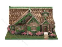 1:144 Scale Emerie Cottage Assembled Dollhouse (image for) 1:144 Scale Emerie Cottage Assembled Dollhouse
